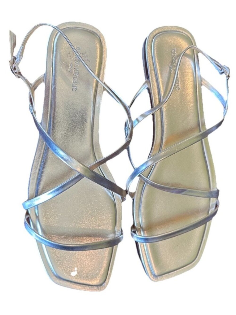 NWT Banana Republic Genuine Leather Gold Sandals Grecian Summer Flats Size 10